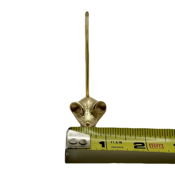Vintage MCM Brass Mouse Paperweight or Note Receipt Ring Holder - Adorable 🐭 - Picture 10 of 11